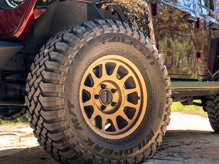 Jeep Wrangler Tire Size Selection Guide | RealTruck