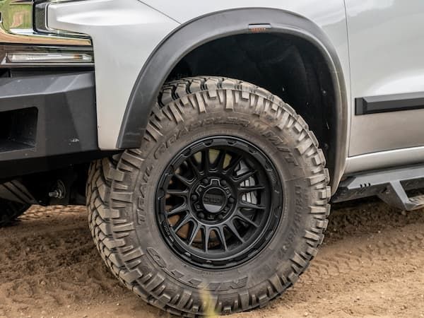 What Are Fender Flares? Benefits & Purpose