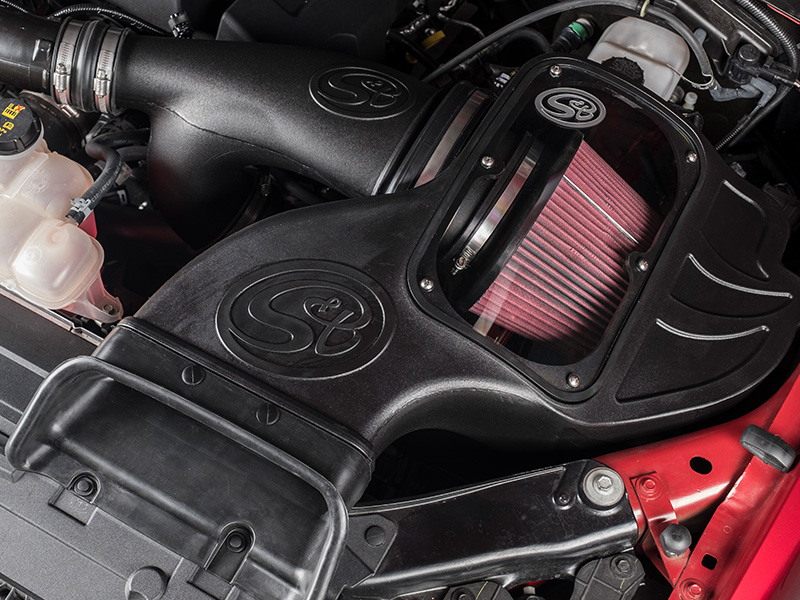 Why Should I Upgrade My Air Intake? | RealTruck
