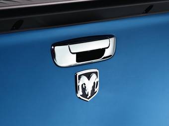 AVS Chrome Tailgate Handle Cover