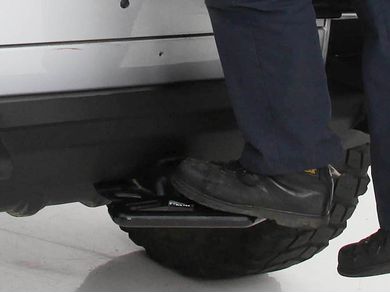 Smittybilt Beaver Step | RealTruck