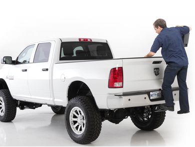 Smittybilt Beaver Step | RealTruck