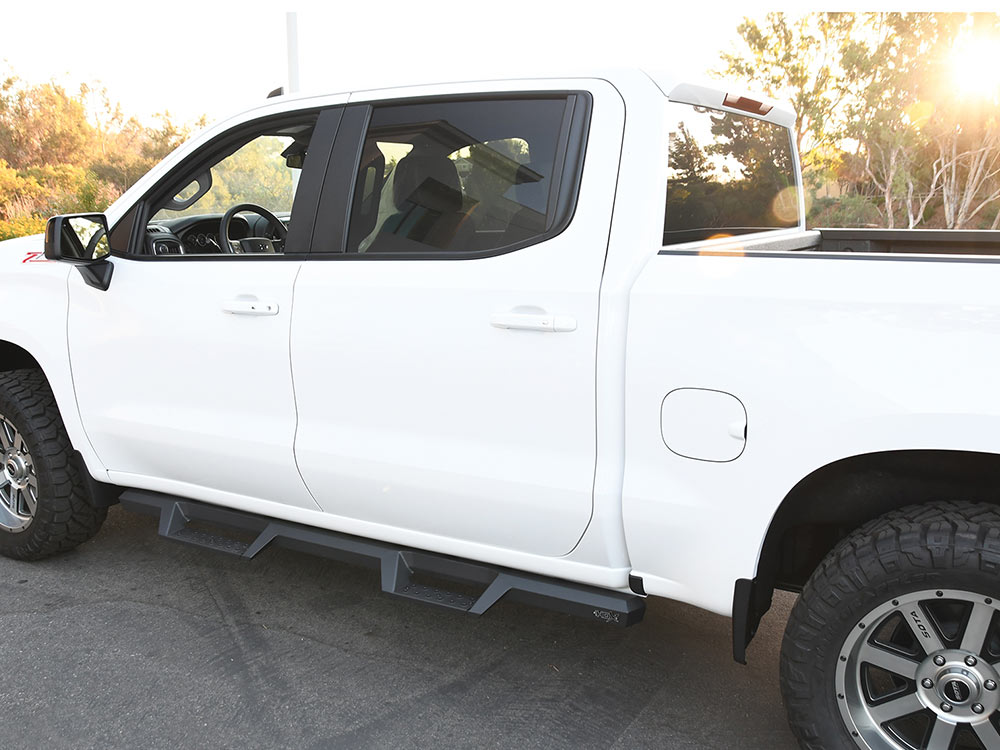 Fits 2019-2026 Chevy Silverado/GMC Sierra 1500, 2020-2026 Silverado/Sierra 2500/3500 (WES-56-14135)