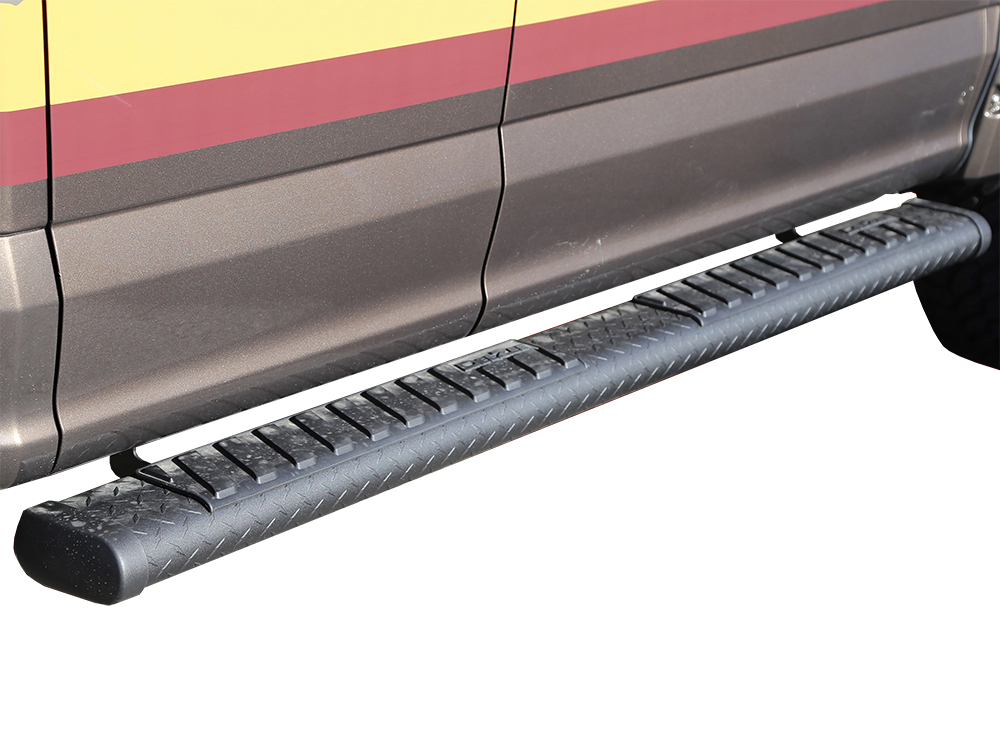 Aluminum Nerf Bars & Side Steps | RealTruck