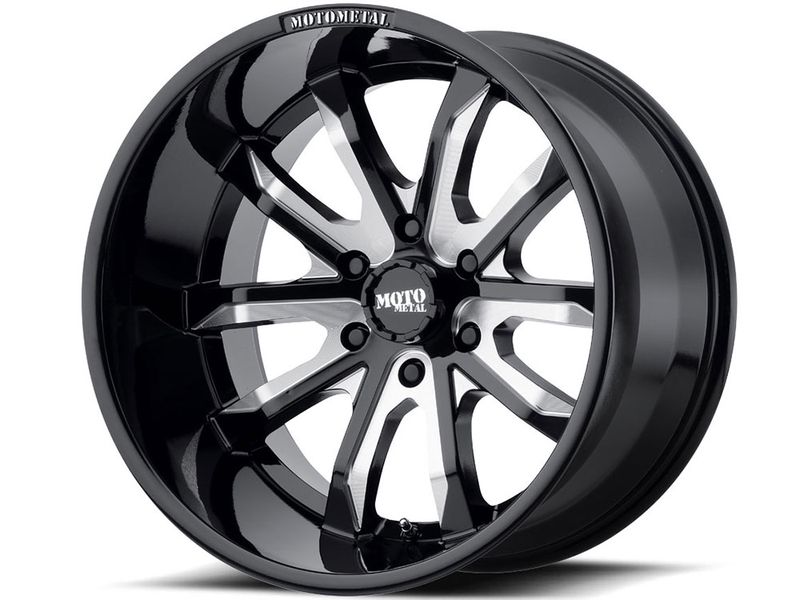 Moto Metal Machined Black MO983 Dagger Wheels | RealTruck