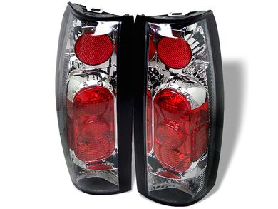 Spyder Chrome Euro Tail Lights | RealTruck