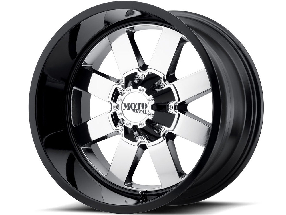 Moto Metal Chrome & Black MO962 Wheels | RealTruck