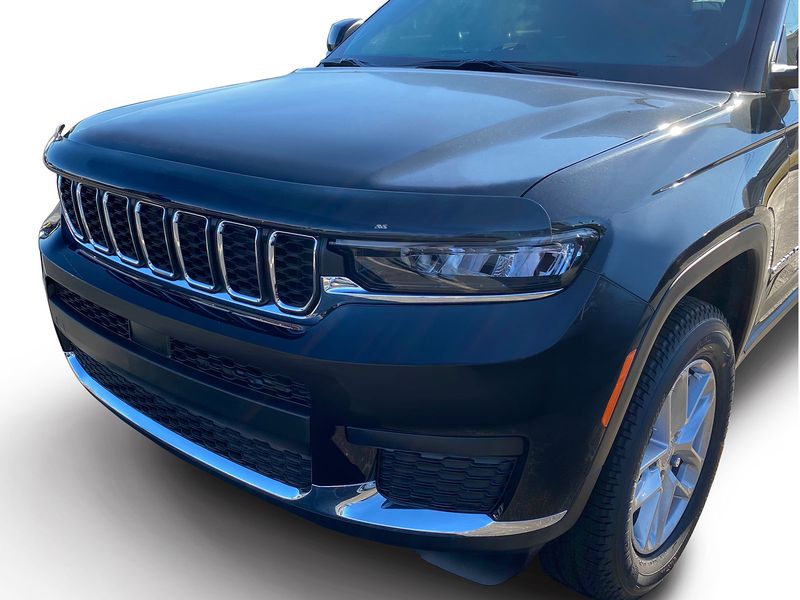 AVS® Bugflector® II Bug Shield 25962 RealTruck