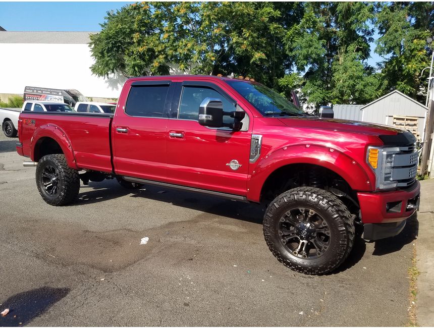 Boss Truck - 2019 F-350 with a 6" lift and 37's on 20's