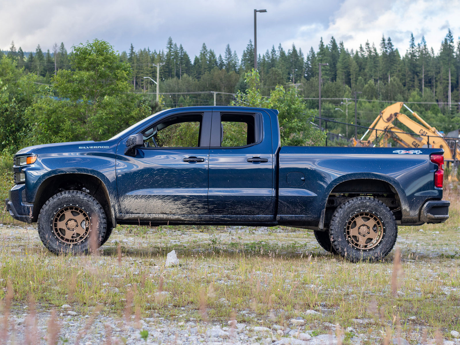 Fits 2019-2024 GMC Sierra 1500 (BLT-150212TPC)