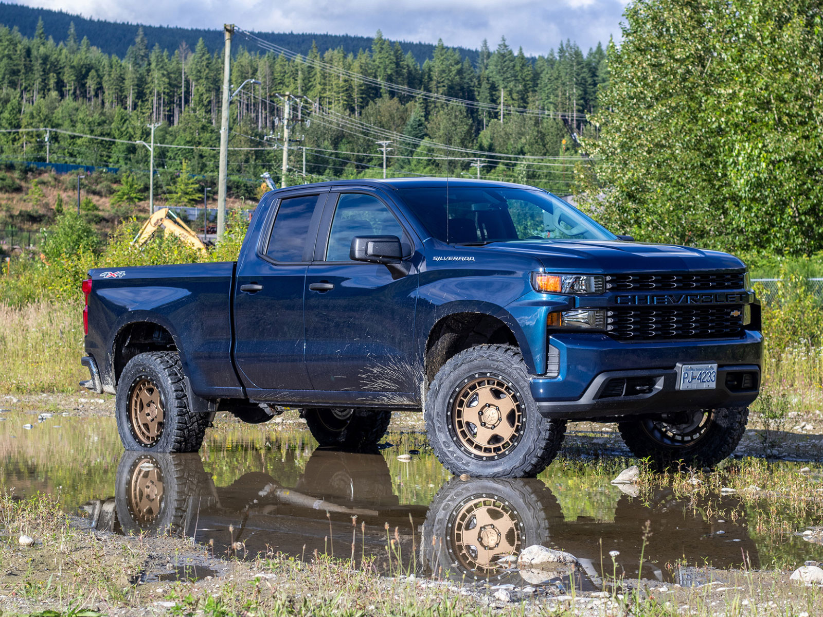Fits 2019-2024 GMC Sierra 1500 (BLT-150212TPC)