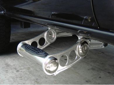 Bully Polished Adjustable Side Step AS-500S | RealTruck