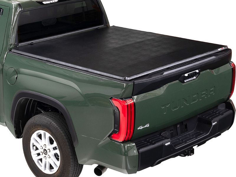 Extang Trifecta 2.0 Tonneau Cover | RealTruck