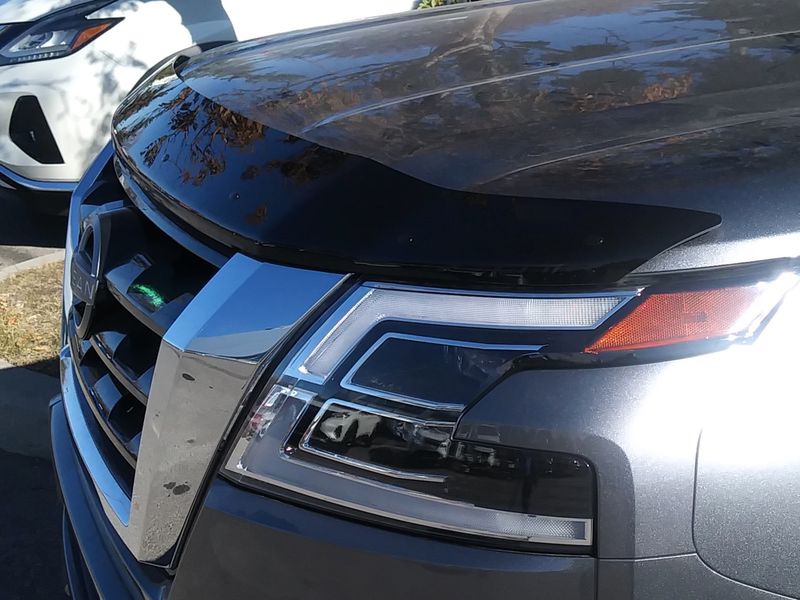 Focus Auto Design FormFit Hood Deflectors HD13U21 | RealTruck