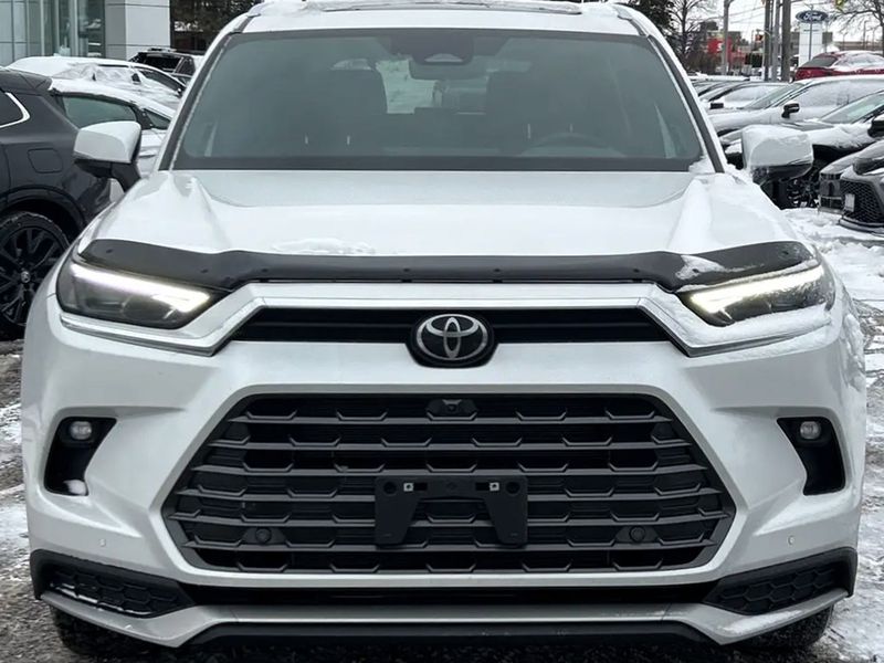 Focus Auto Design FormFit Hood Deflectors HD20Q24 | RealTruck