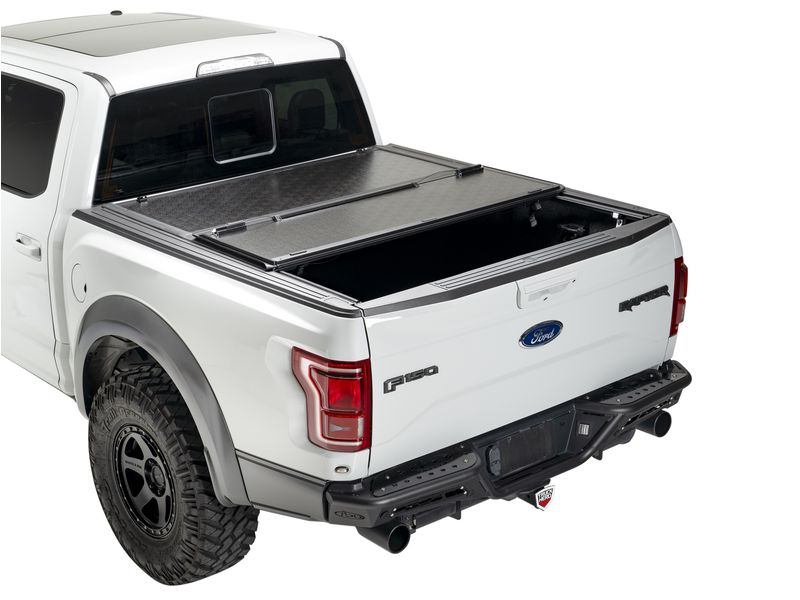 Gator EFX Hard Fold Tonneau Cover | RealTruck