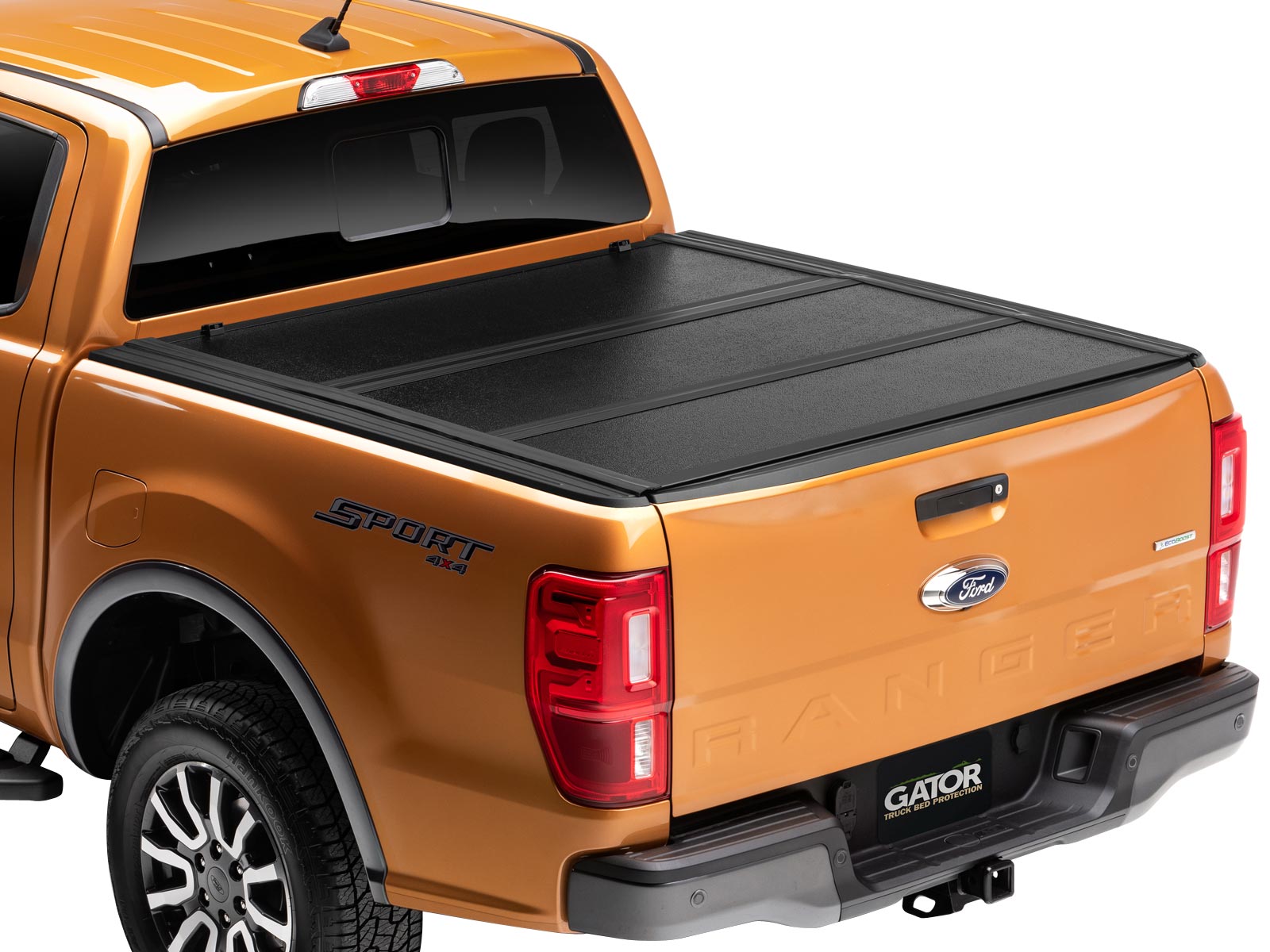 Gator EFX Hard Folding Tonneau Cover GC24022 | RealTruck