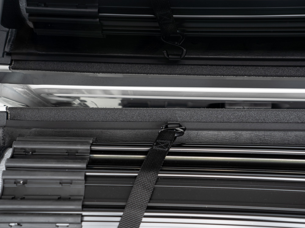 Gator HR1 Hard Roll Up Tonneau Cover 157245