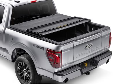 Gator SFX Tri-Fold Soft Folding Tonneau Cover 61319 | RealTruck