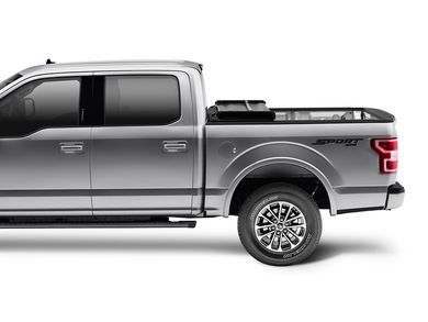 Gator SFX Tri-Fold Tonneau Cover GXT-61301 | RealTruck