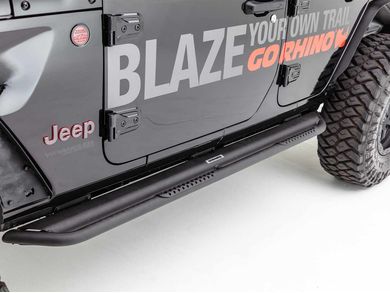 Go Rhino Dominator DS Sliders DS4131T | RealTruck