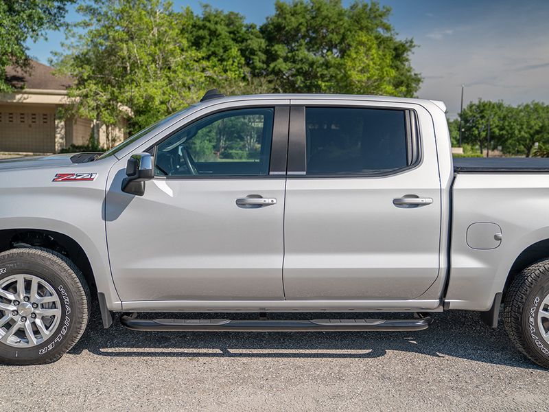 Ionic 3 Black Nerf Bars RealTruck