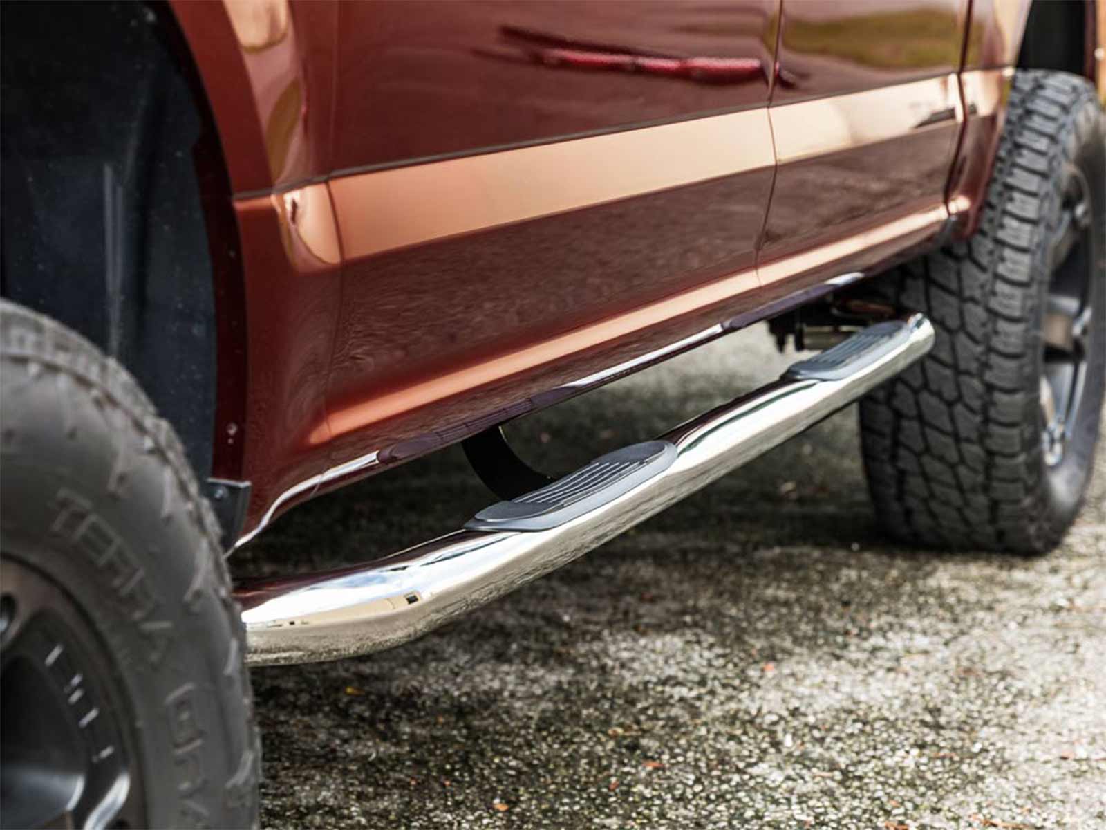 Ionic 3" Stainless Nerf Bars 214507 RealTruck