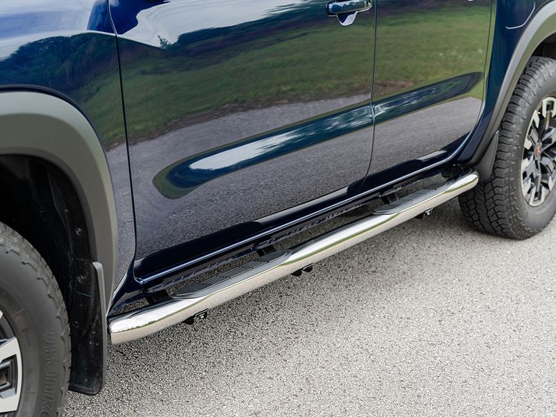 IAS240907 Ionic 3 Stainless Nerf Bars RealTruck