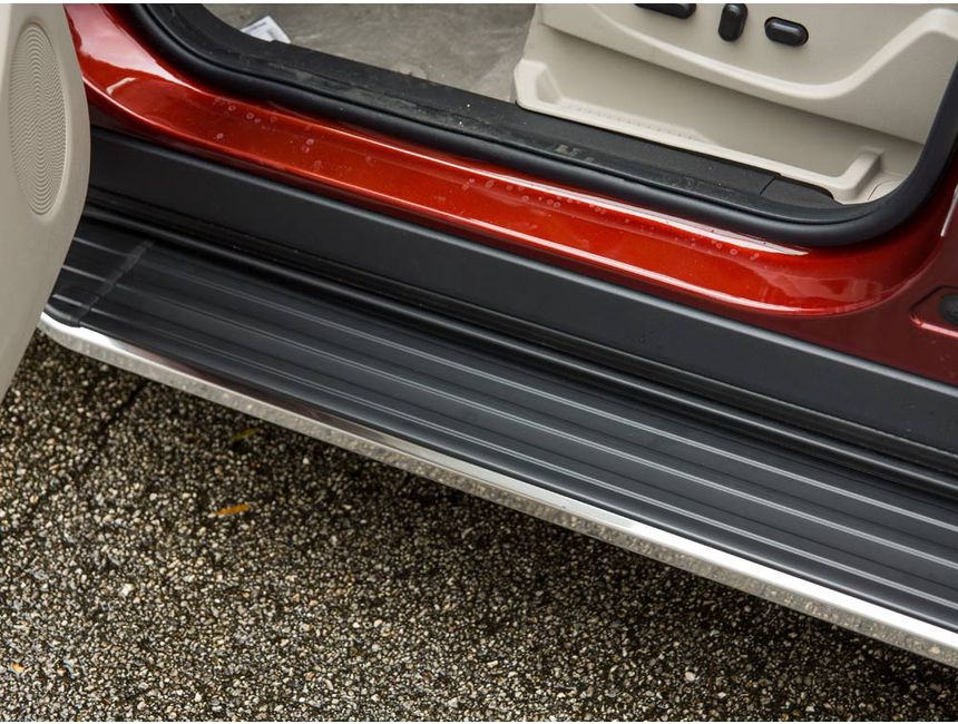 Ionic CXV Running Boards IAS134000 RealTruck