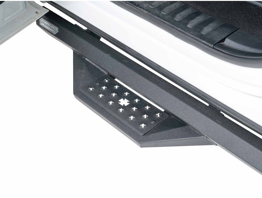 Iron Cross HD Steps 4689980MB RealTruck