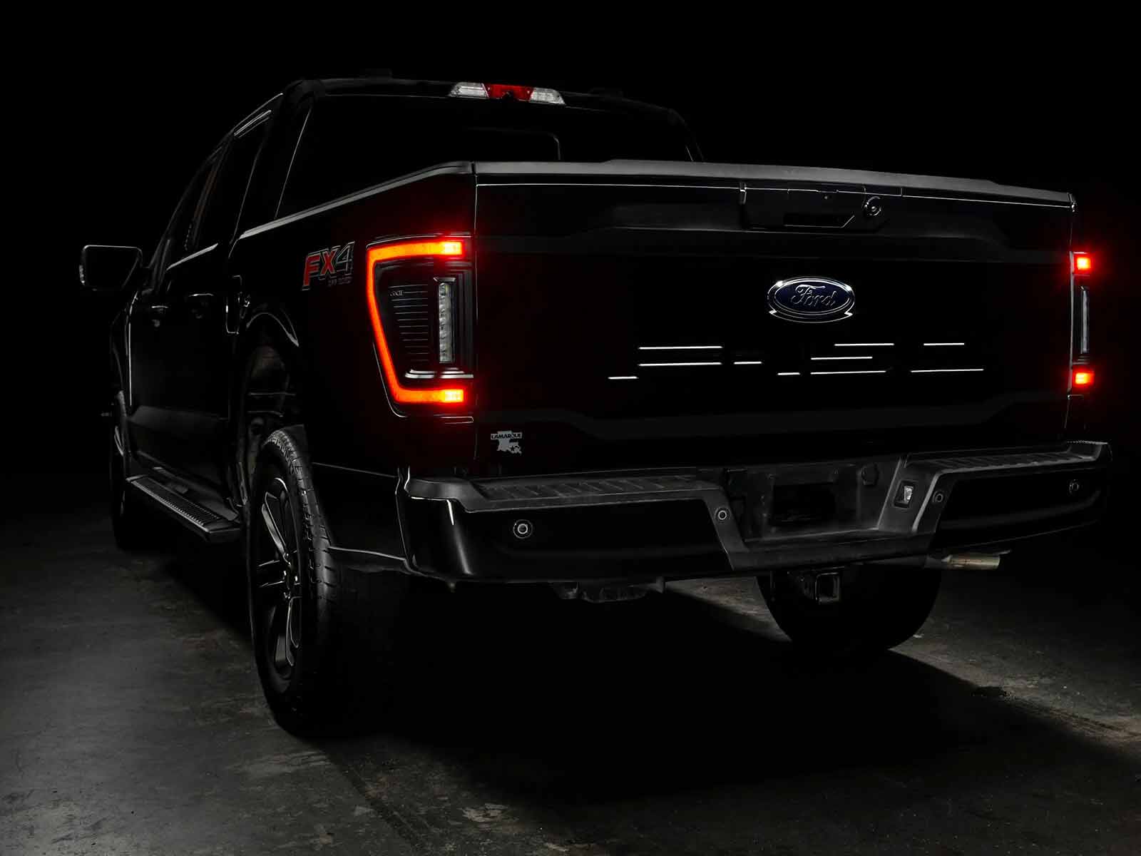 Fits 2021-2025 Ford F150 (OLT-5910-504)