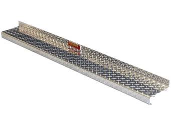 Owens Diamond Plate ClassicPro 2-Inch Running Boards 4