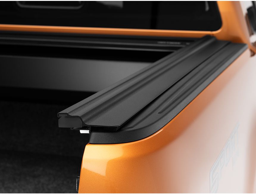 RetraxONE MX Tonneau Cover 60335 | RealTruck