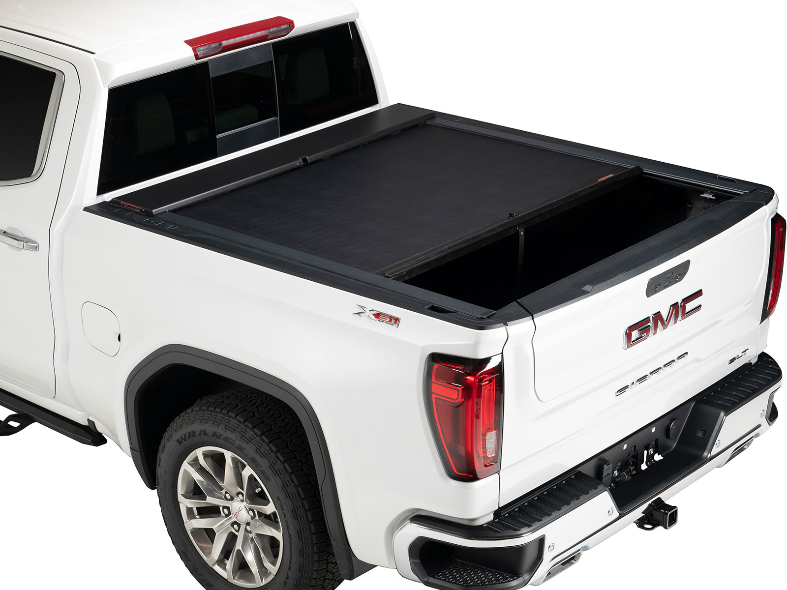 Nissan Frontier Bed Covers & Tonneau Covers | RealTruck