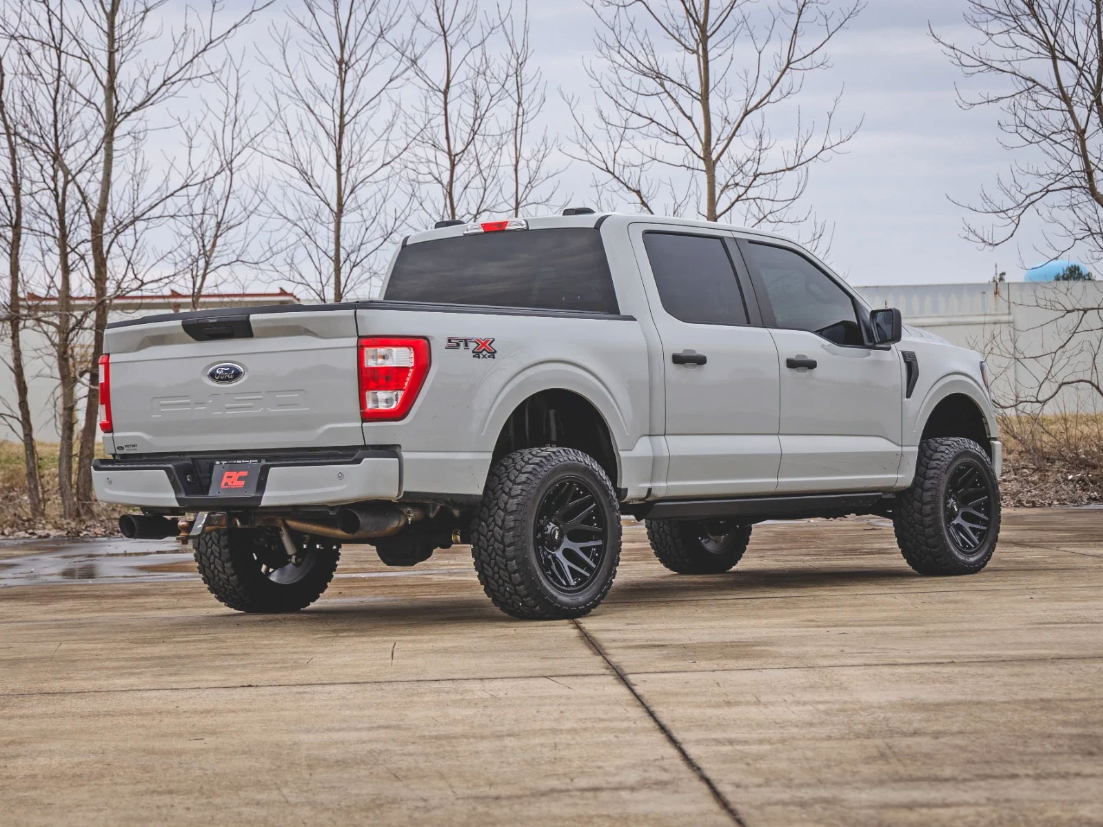 Fits 2021-2024 Ford F150 (RGH-41840)