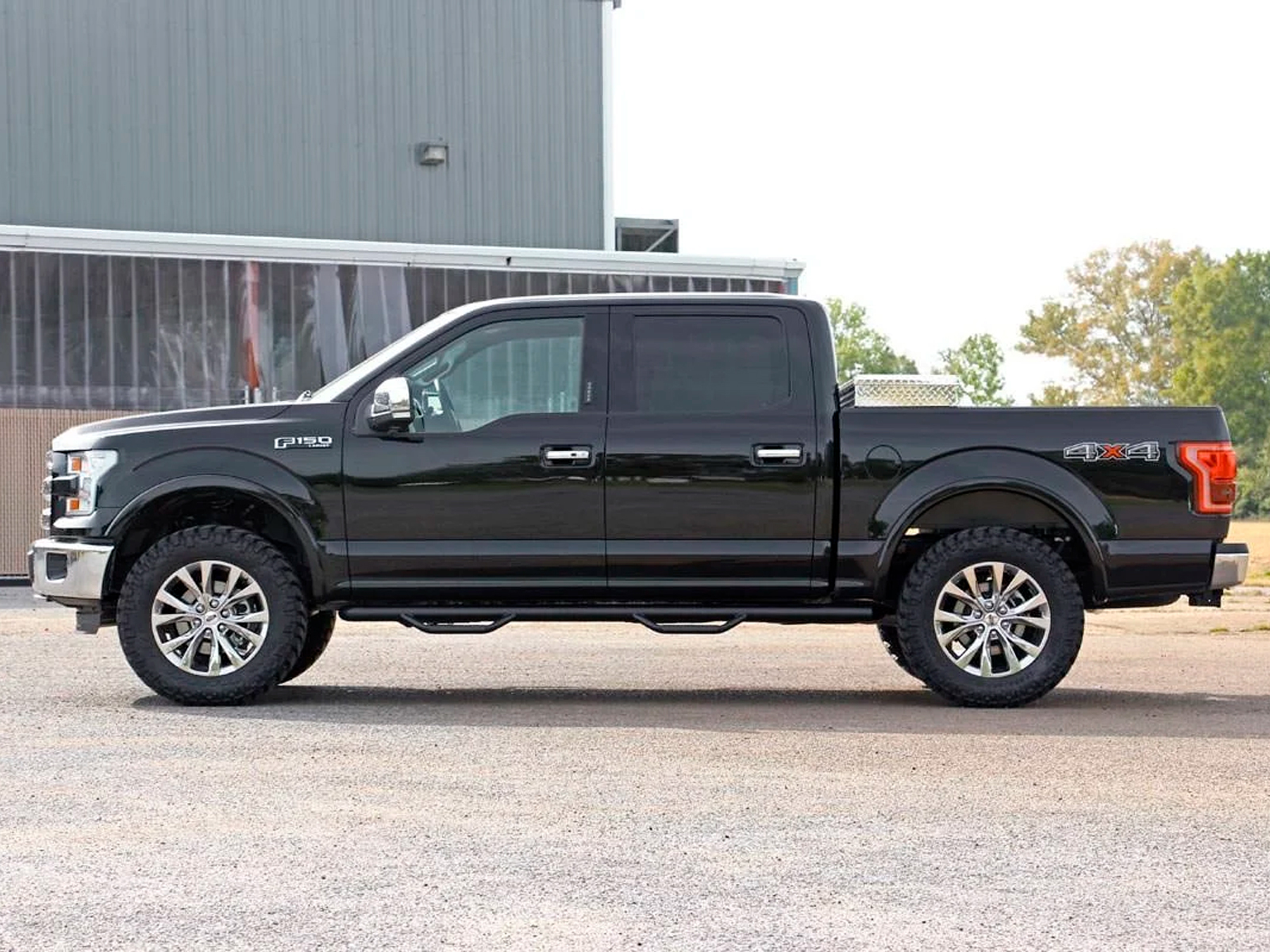 Rough Country Leveling Kit 569RED