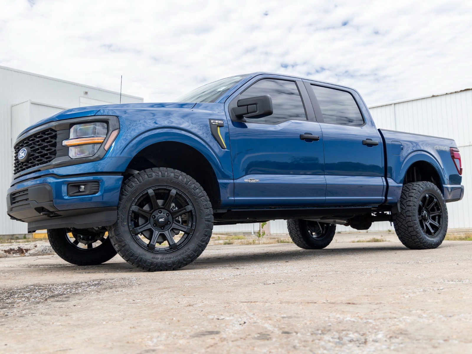 Rough Country 3" Standard Lift Kit 41430_A