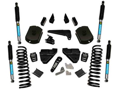 1:64 Greenlight 2017 Ram 2500 Power Wagon W/ Livestock Trailer Hitch E – Perrys Home Goods - Foto 9