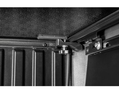 UnderCover Select Hard Folding Tonneau Cover SL44020 | RealTruck
