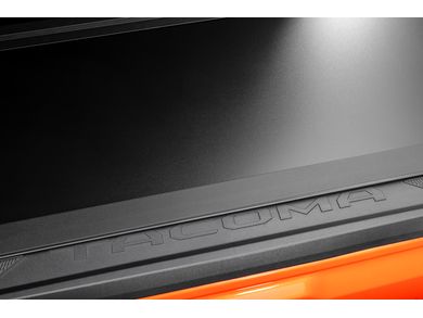 UnderCover Select Hard Folding Tonneau Cover SL44020 | RealTruck