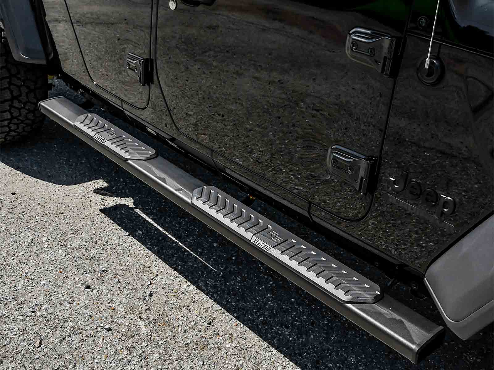 Fits 2019-2026 Chevy Silverado/GMC Sierra 1500, 2020-2026 Silverado/Sierra 2500/3500 (WES-28-51275)