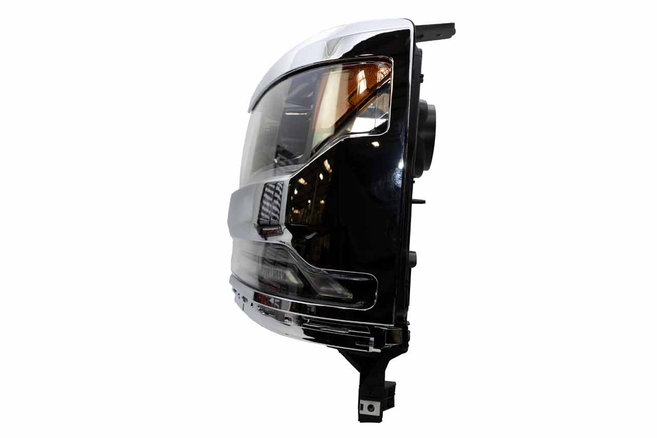 Fits 2016-2021 Chevy Silverado 1500 (WJT-CHRNG0673C-GBC-SQ)