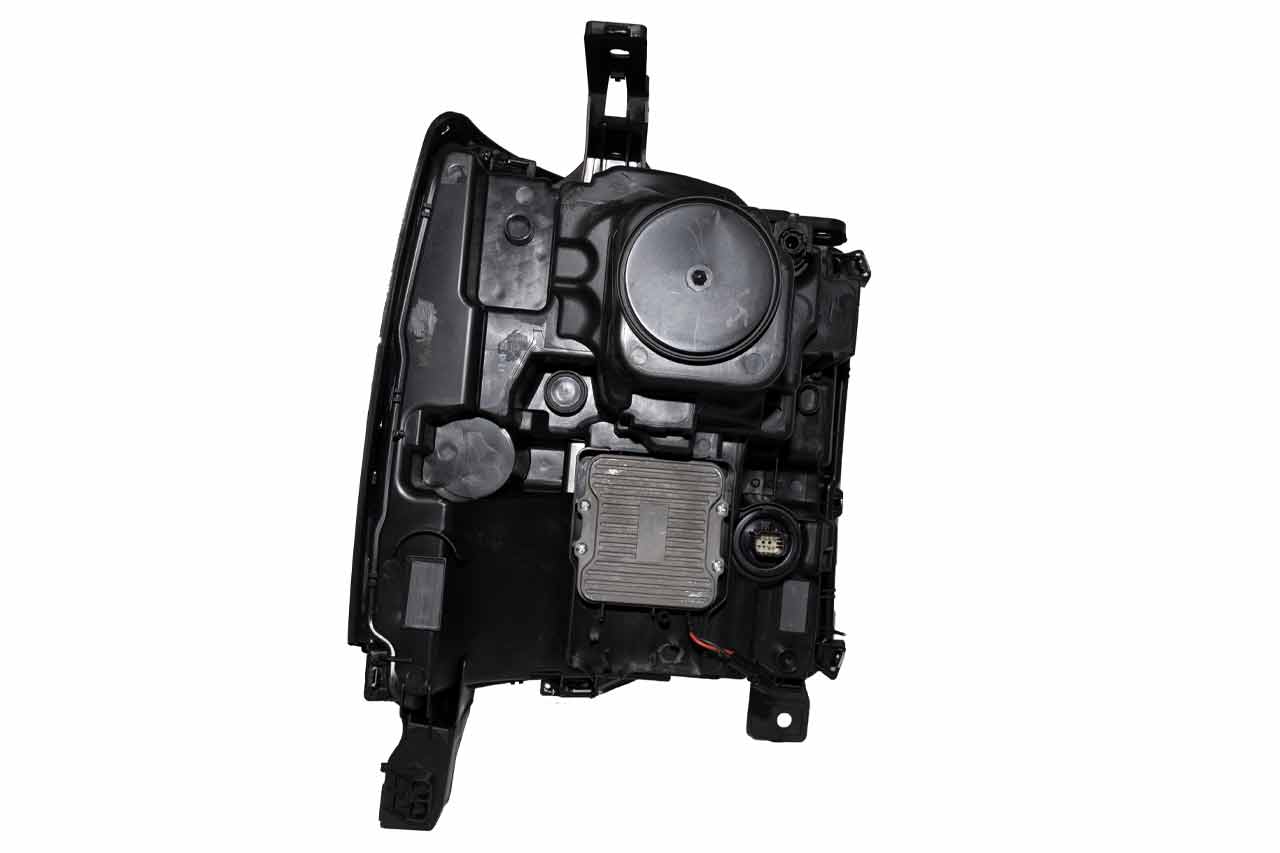 Fits 2016-2021 Chevy Silverado 1500 (WJT-CHRNG0673C-GBC-SQ)